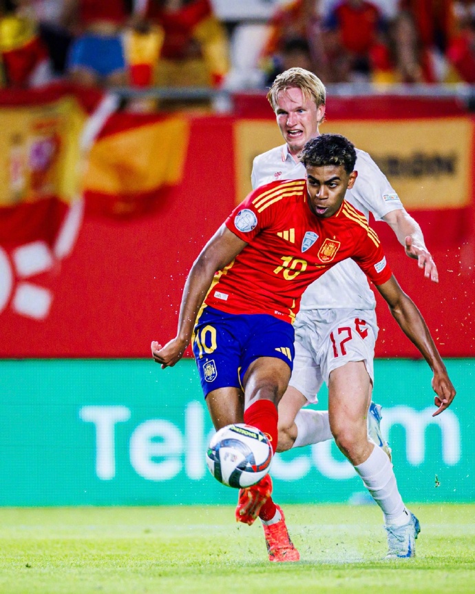 欧洲杯波兰对荷兰