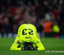 九游体育-曼联险胜,球迷呼吁强化防守实力